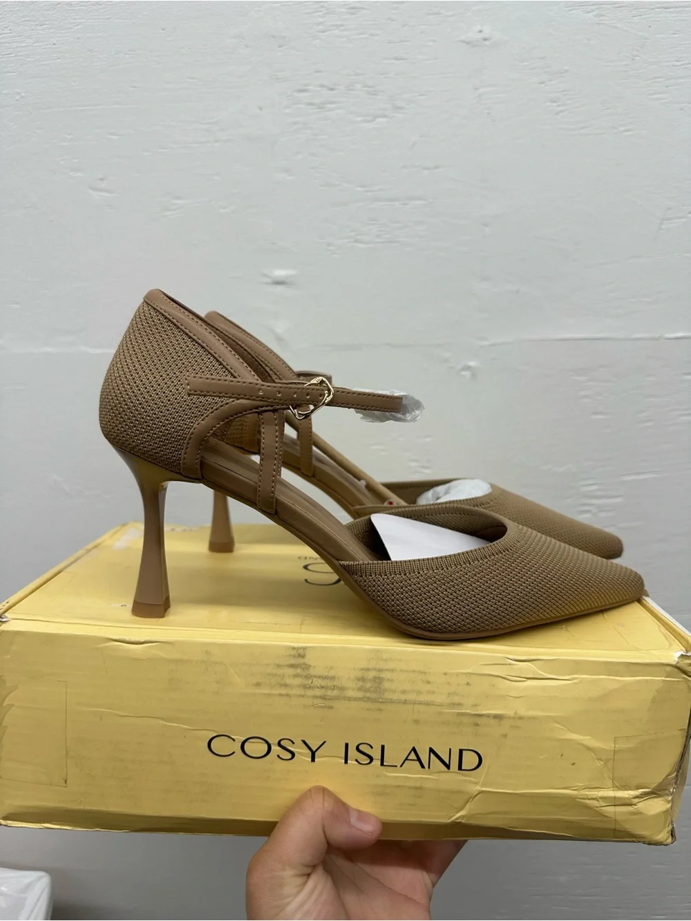Cosy island Apricot heels with ankle strap